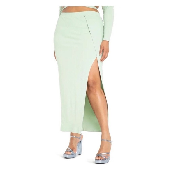 NWT Eloquii Women's Green Ribbed Slit Leg Pull On-Long Stretch Maxi Skirt 22-24 - Picture 1 of 13